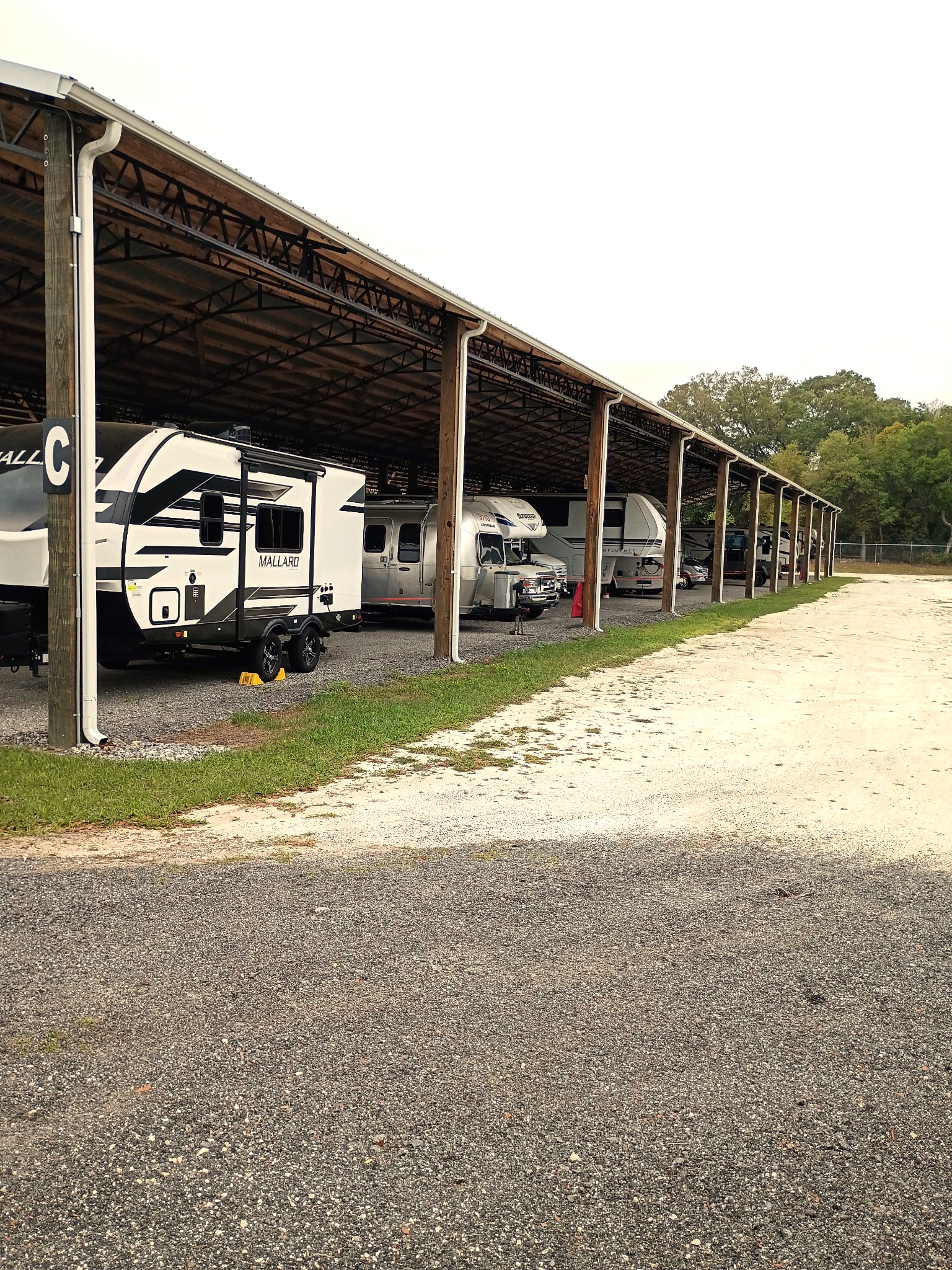 Central Florida HIGH OCCUPANCY RV and Boat Storage Facility in a great location! photo 4