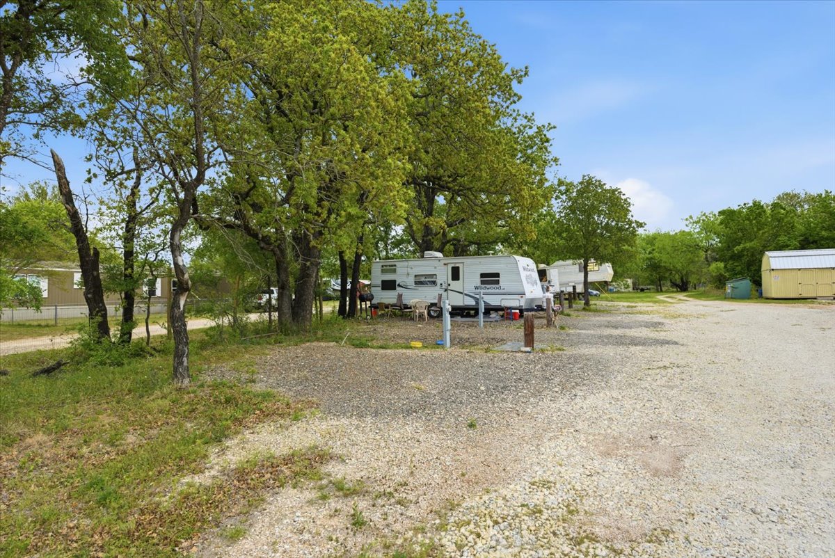 LAKE WHITNEY, TEXAS newer park with expansion! photo 8